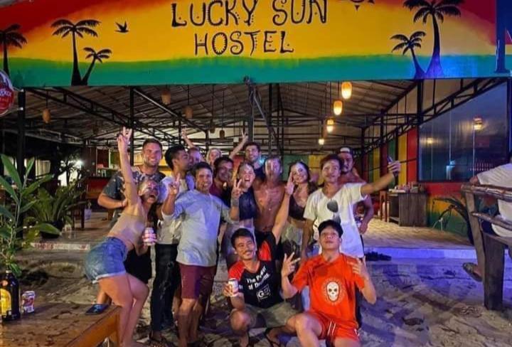 코롱 산로엠 Lucky Sun Saracen Bay 호스텔 외부 사진